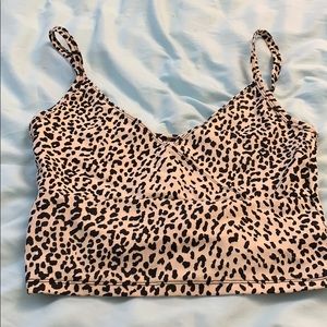 Cropped cheetah print top